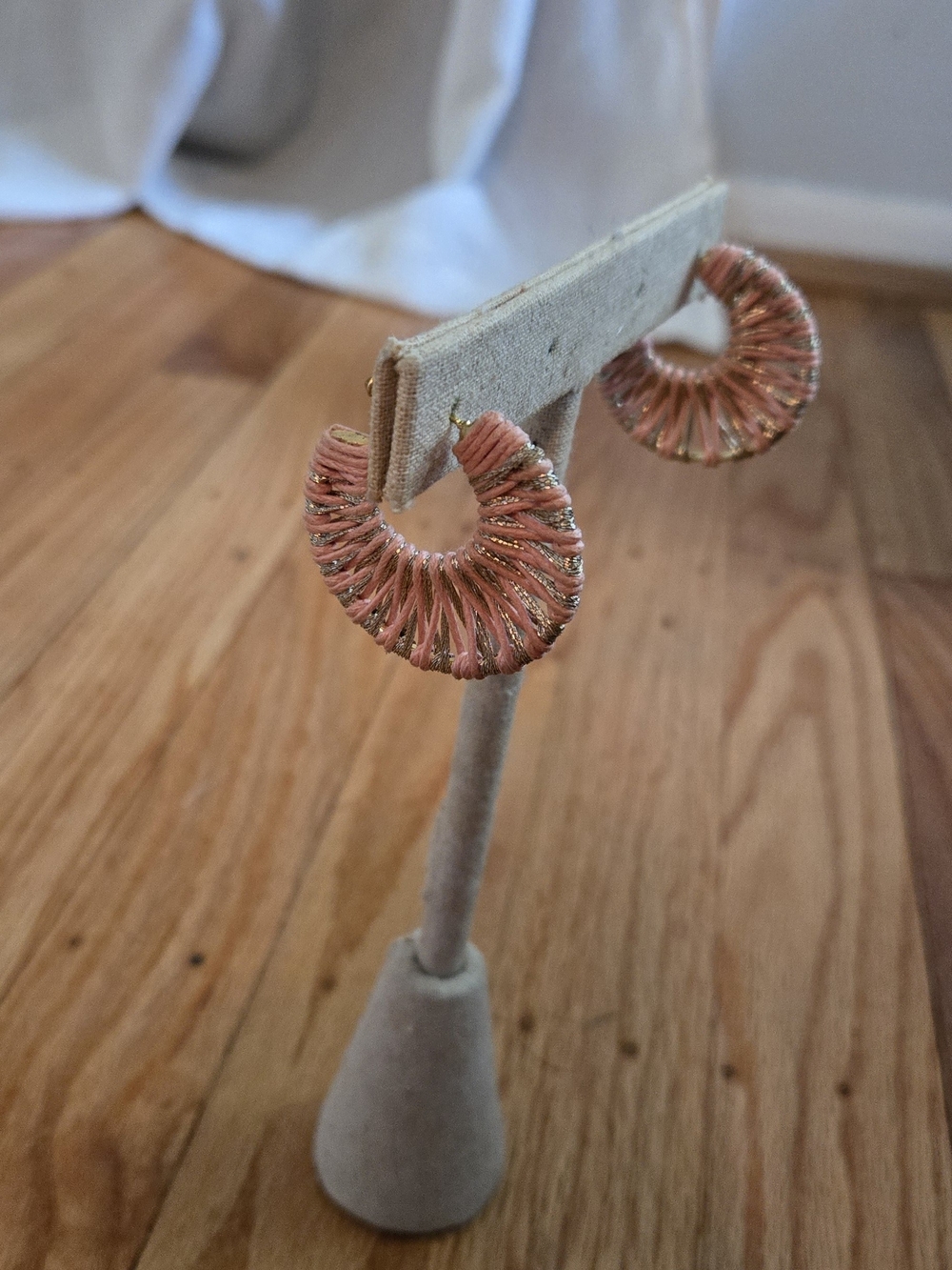 Stella & Dot Blush Thread-Wrapped Hoop Earrings with Metallic Thread - Picture 3 of 3